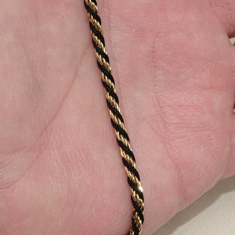 Vintage Trifari Black Cord and Gold Tone Rope Chain Necklace 24" - Picture 9 of 9